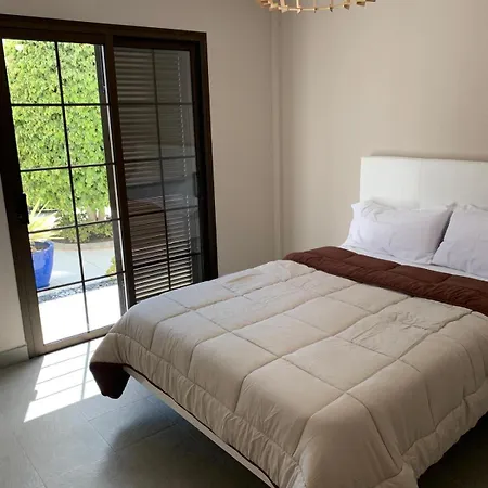 Sabbia Georgia Willa